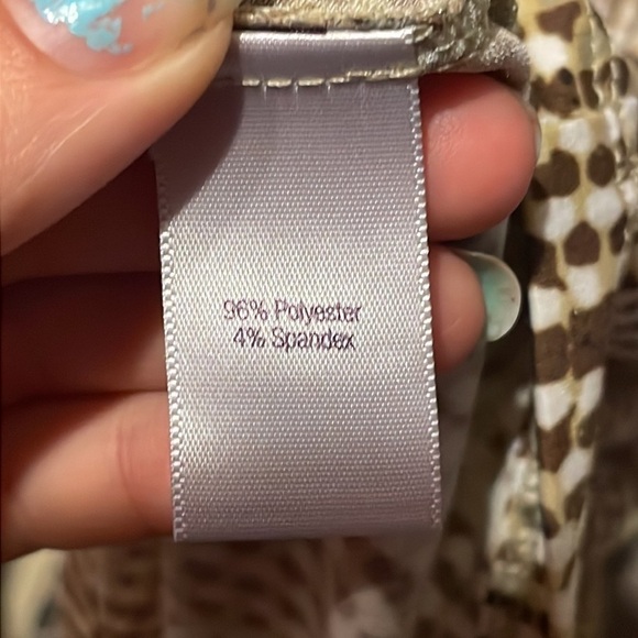 JENNIFER Lopez Short Sleeve V Neck Dress‎ - Picture 7 of 10